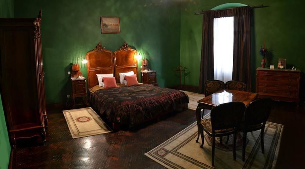 Hotel Poesis Satu Mare Exteriör bild